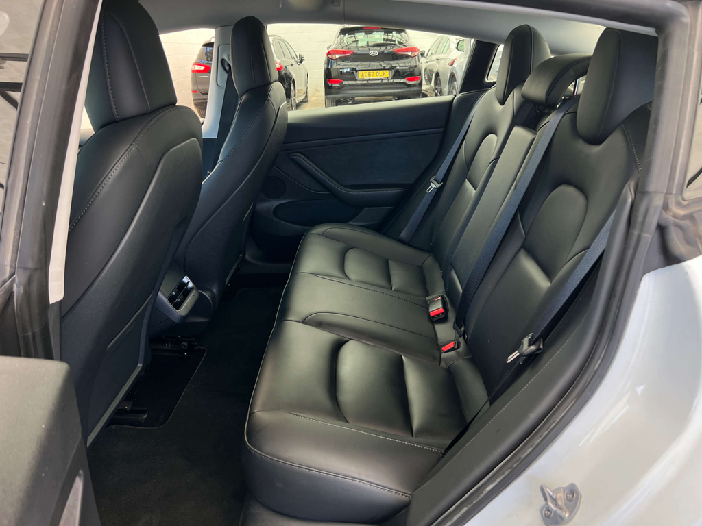 Tesla Model 3 Saloon Rwd 241 Bhp White #17