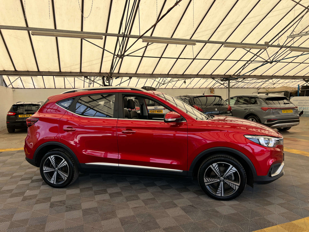 MG ZS Zs Exclusive Ev Red