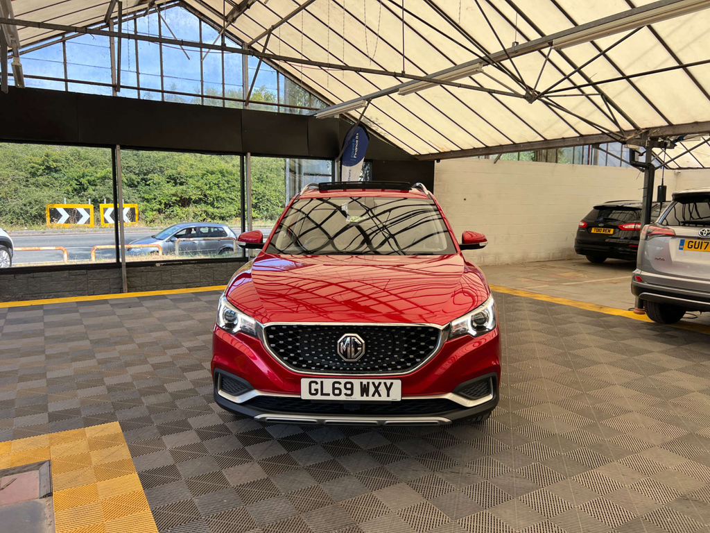 MG ZS Zs Exclusive Ev Red #2