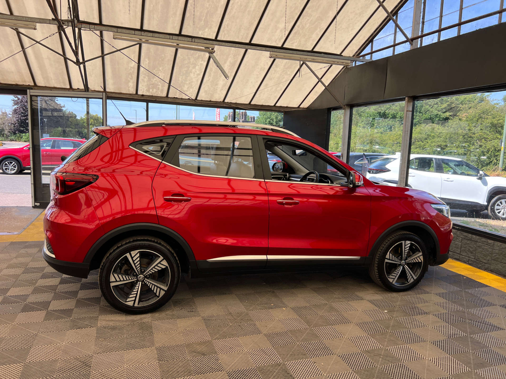 MG ZS Zs Exclusive Ev Red #5