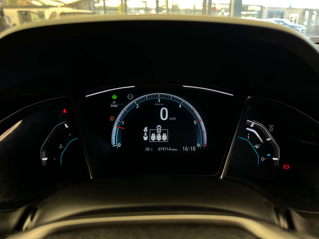 Honda Civic 1.0 Vtec Turbo 126 Sr  #8