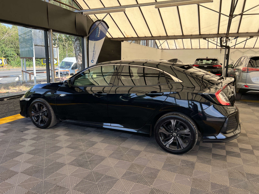 Honda Civic Hatchback Black #4