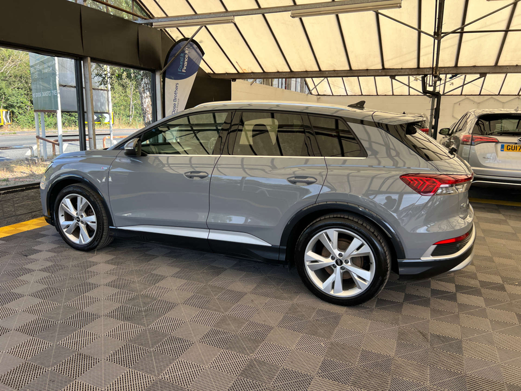 Audi Q4 E Tron Suv Grey #4