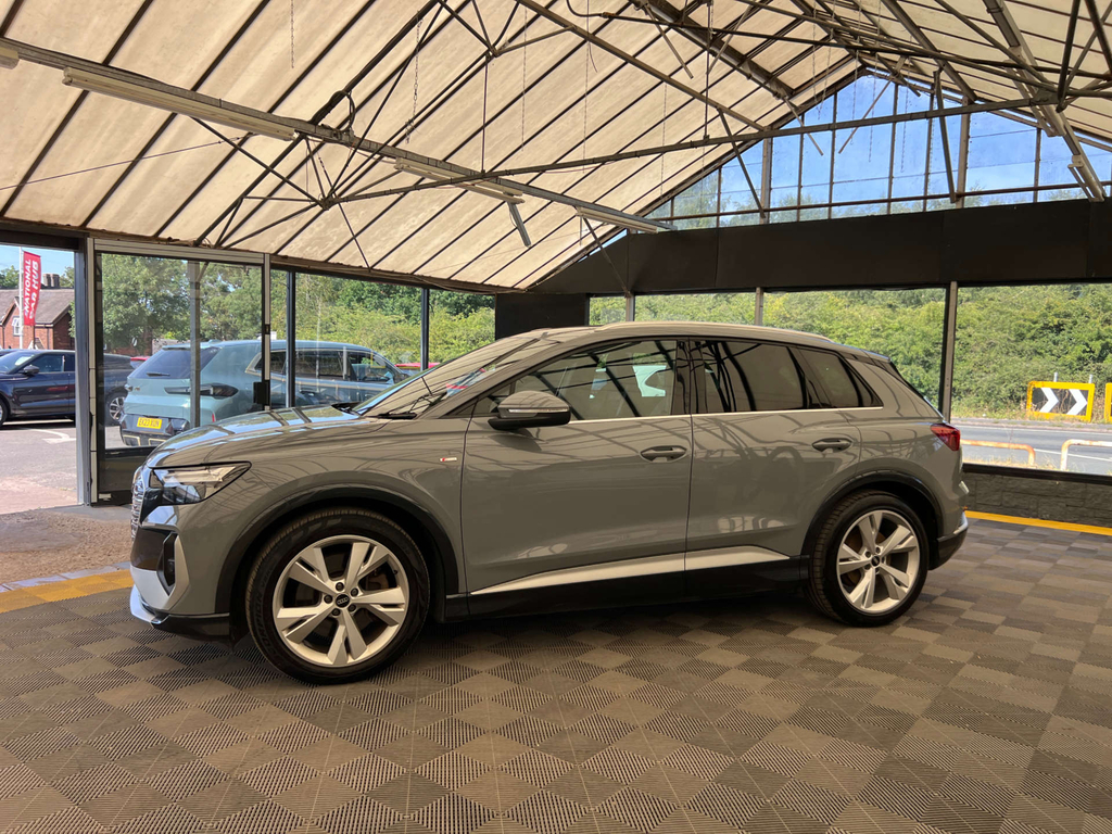 Audi Q4 E Tron Suv Grey #3