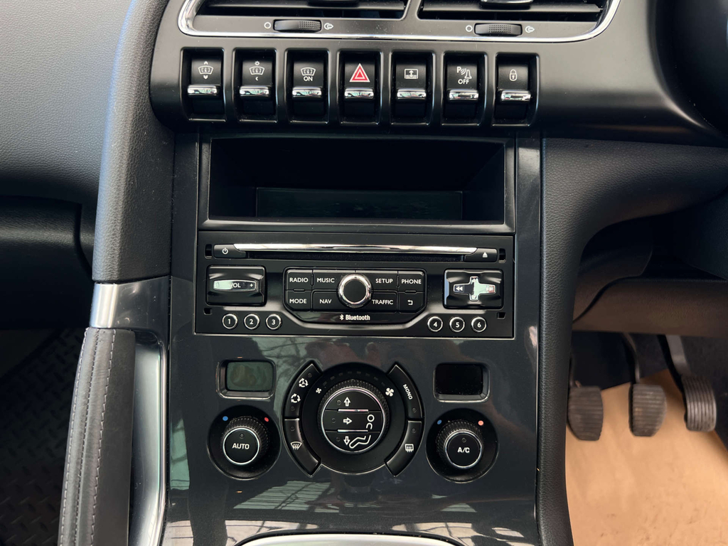 Peugeot 3008 Active White #11