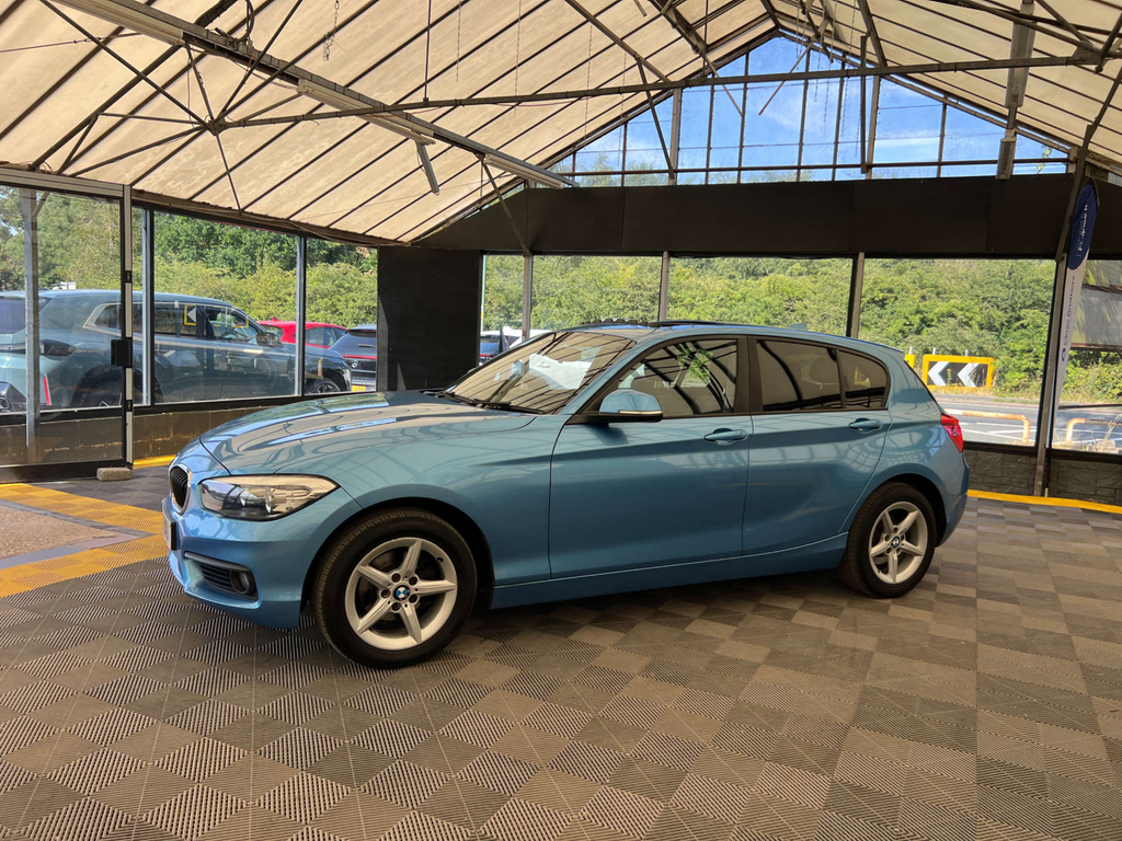 BMW 1 Series 118D Se Blue #3
