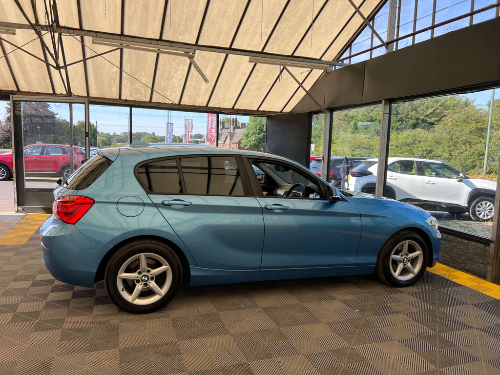 BMW 1 Series 118D Se Blue #5