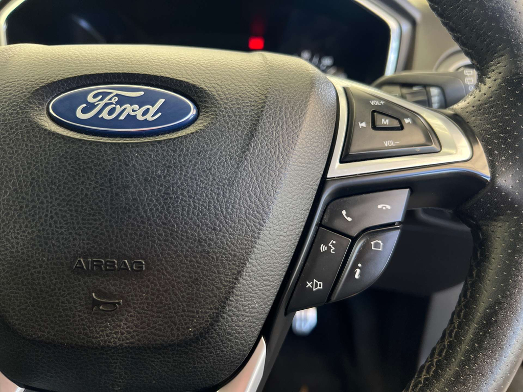 Ford Mondeo 2.0L Vignale Tdci 177 Bhp White #10