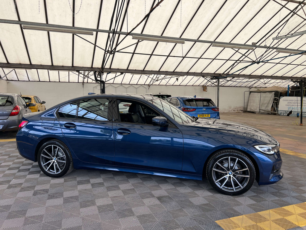 BMW 3 Series Saloon Blue