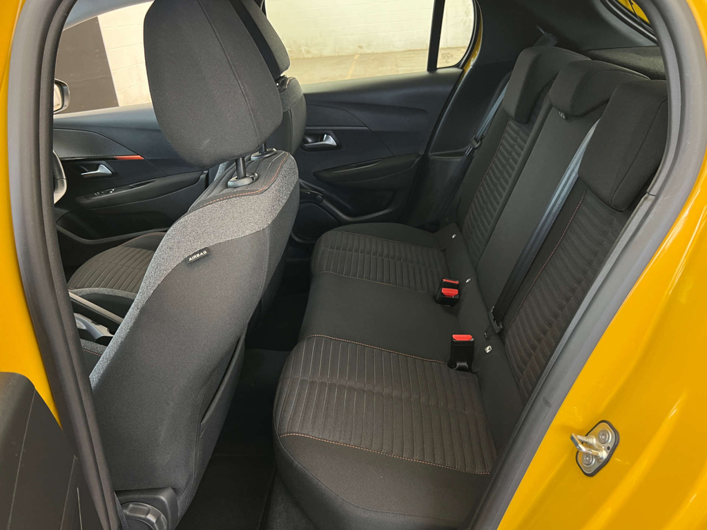 Peugeot 208 Puretech Allure Premium Ss Black #15