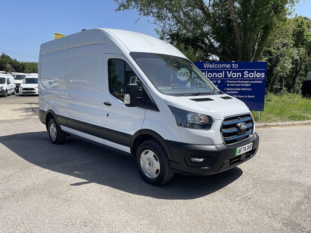 Ford Transit Custom E-transit Trend Panel Van AF74UHO White