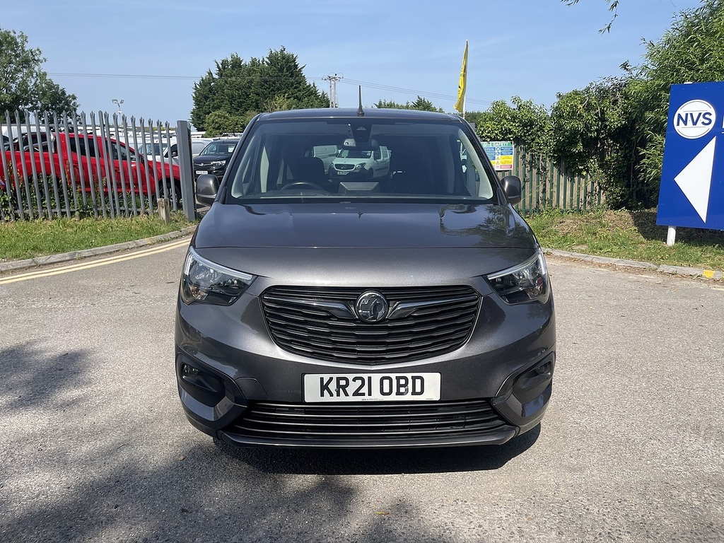 Vauxhall Combo Life 1.2 Turbo Se Euro 6 Ss KR21OBD Grey #3