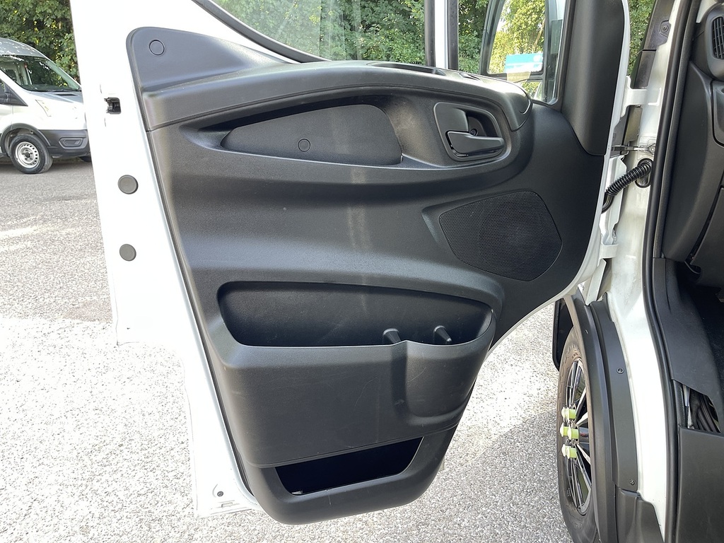 Ev80 L3 H2 56Kwh Lwb Mr Euro 6 White #21