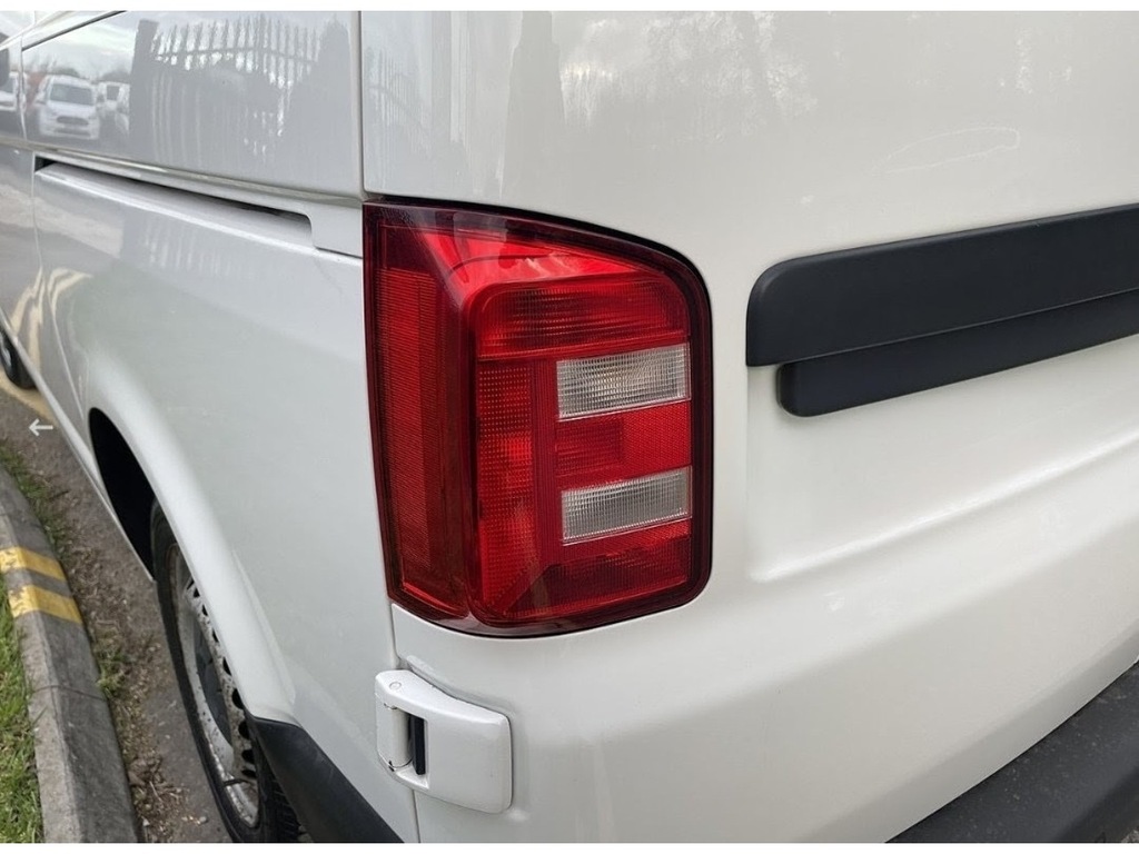 Volkswagen Transporter 2.0 T32 Tdi Pv Trendline 148 Bhp White #7