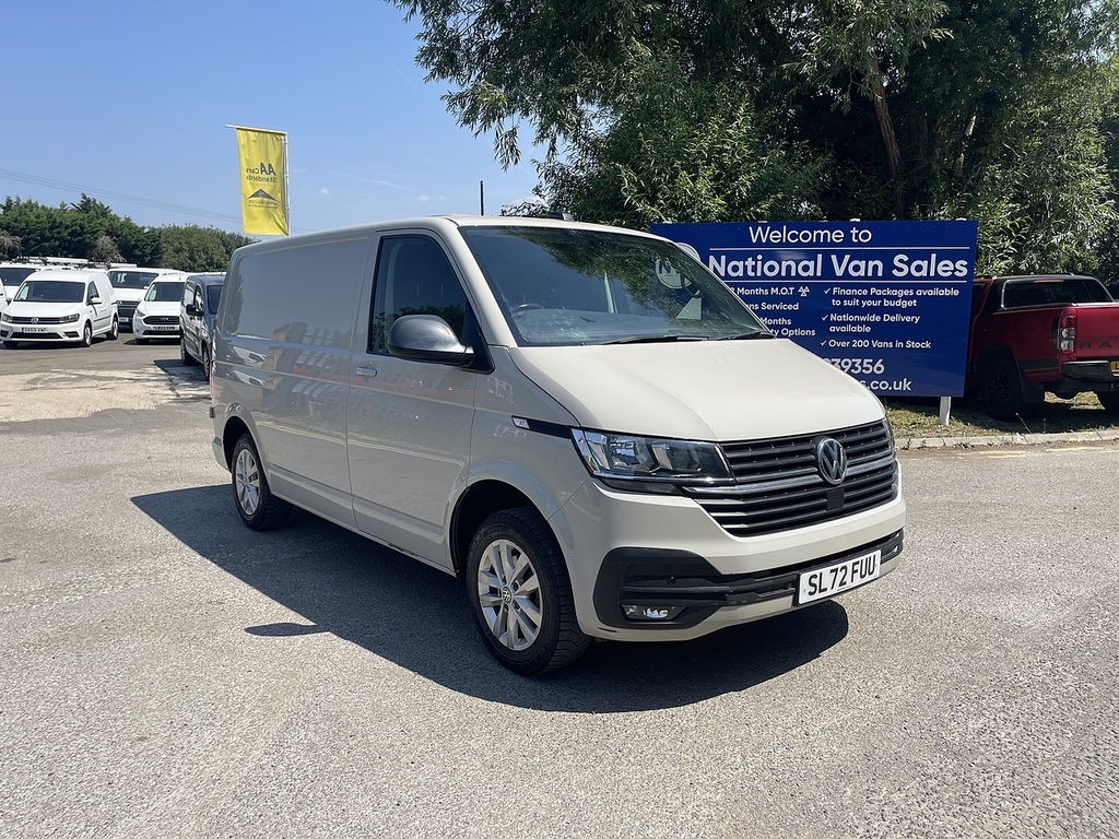 Volkswagen Transporter 2.0 Tdi T28 Highline Fwd Swb Euro 6 Ss Grey