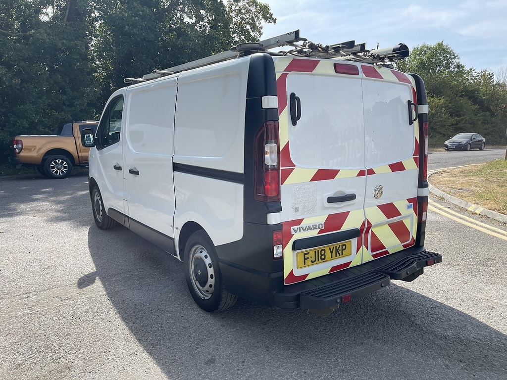 Vauxhall Vivaro 1.6 Cdti 2900 L1 H1 Euro 6 Ss White #6