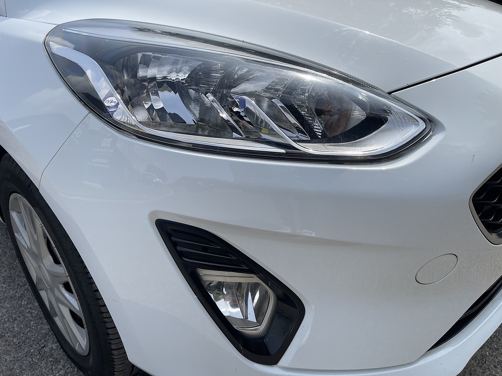 Ford Fiesta 1.5 Tdci Euro 6 Ss LE19UKP White #5