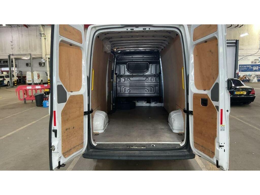 Volkswagen Crafter Cr35 Trendline Lwb 140 Ps 2.0 Tdi 6Sp Fwd P White #15