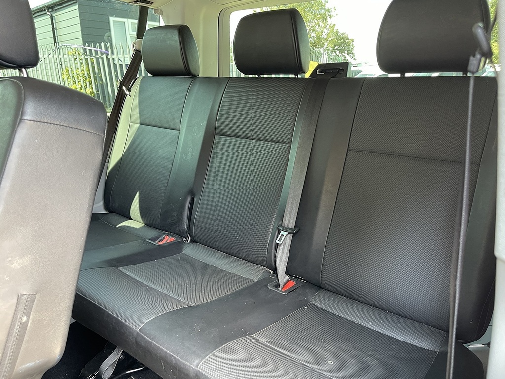 Volkswagen Transporter Shuttle 2L Se Grey #18
