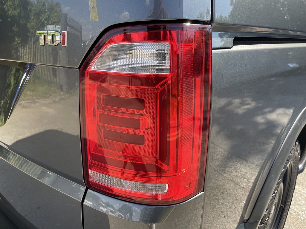 Volkswagen Transporter Shuttle 2L Se Grey #12