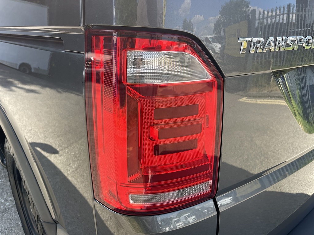 Volkswagen Transporter Shuttle 2L Se Grey #13