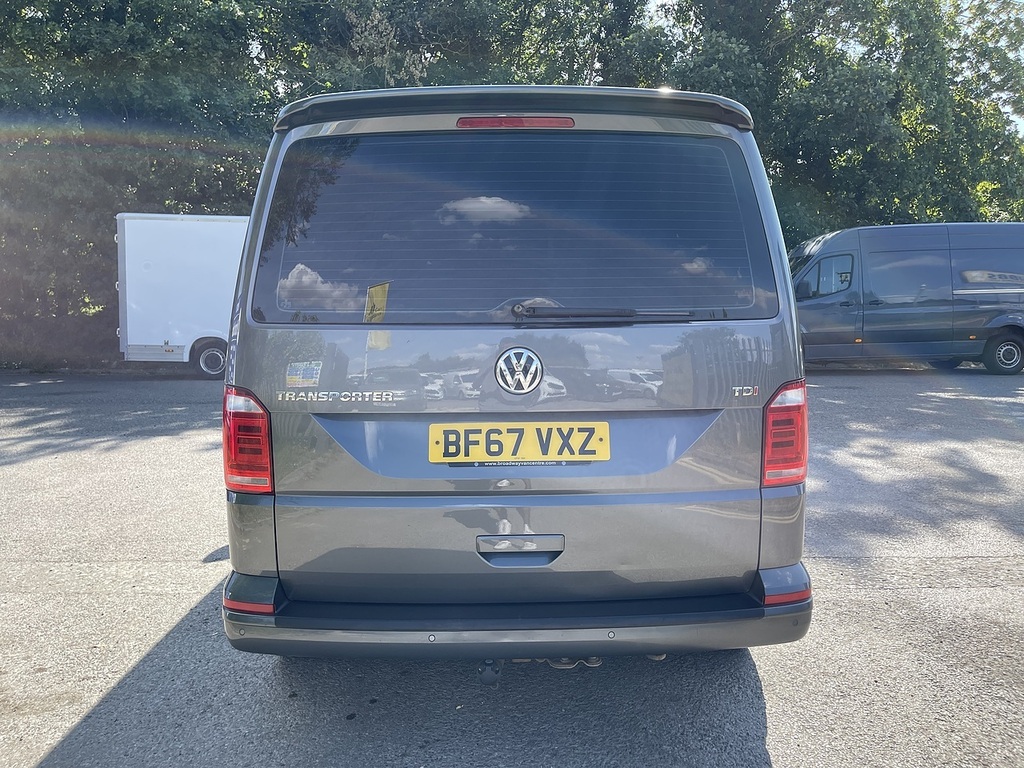 Volkswagen Transporter Shuttle 2L Se Grey #8