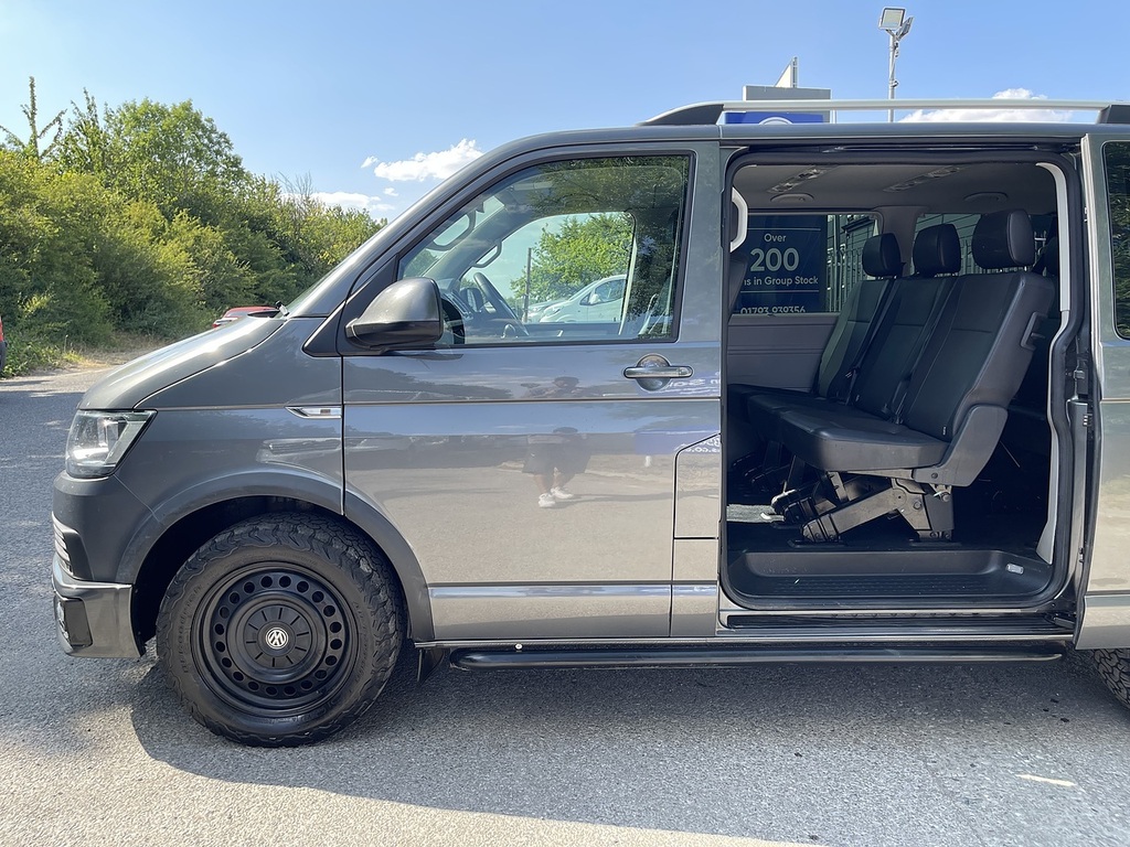 Volkswagen Transporter Shuttle 2L Se Grey #16