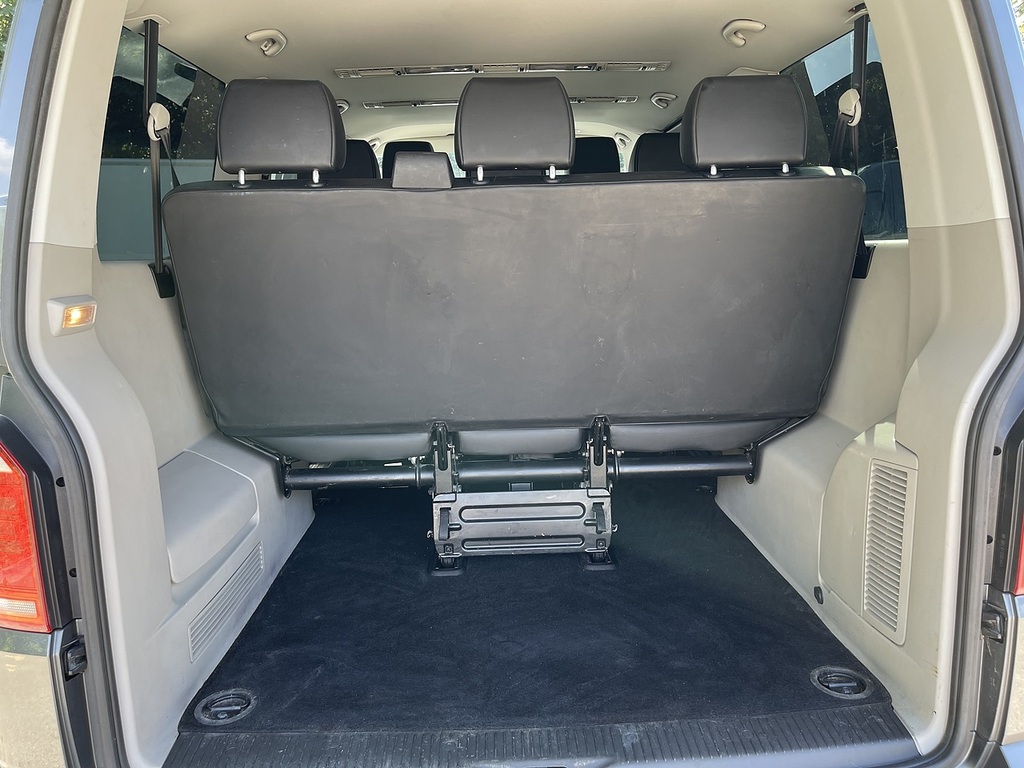 Volkswagen Transporter Shuttle 2L Se Grey #15