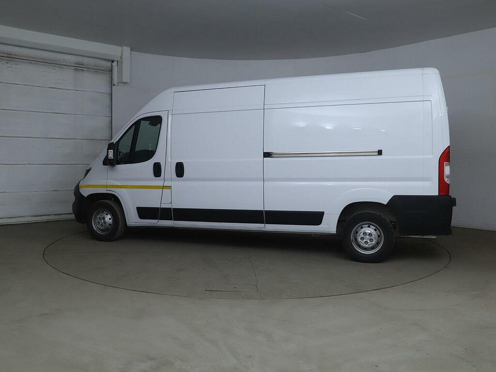 Peugeot Boxer Boxer 2.2 Bluehdi 335 Professional Premium L3 Hi White #3