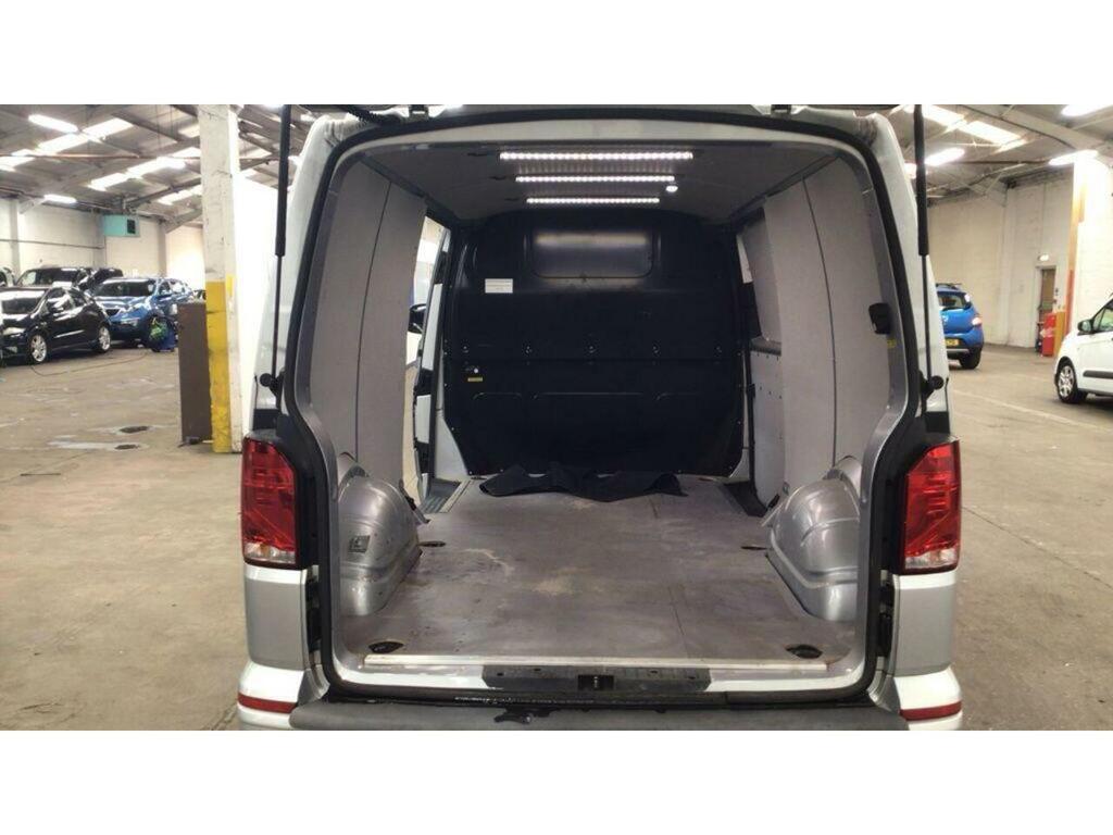 Volkswagen Transporter 2L Startline White #11