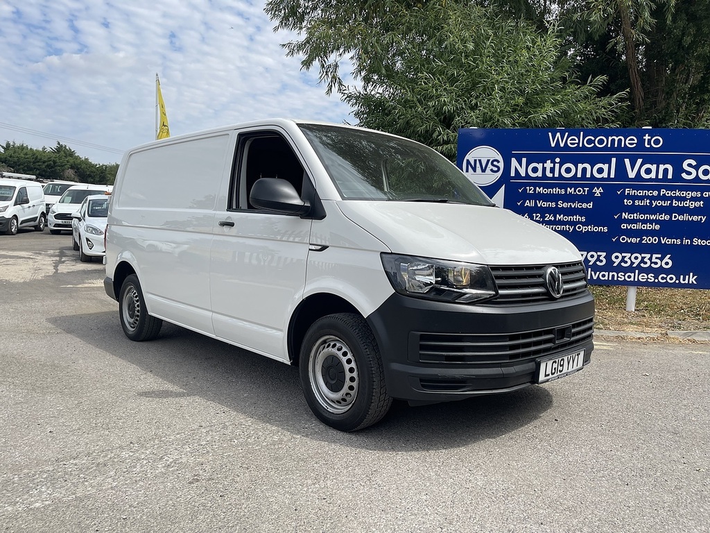 Volkswagen Transporter Transporter Startline Panel Van 1 White