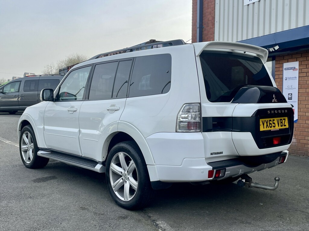 Mitsubishi Shogun 3.2 Di-dc Sg4 2015 White #5