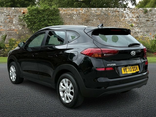 Hyundai Tucson 1.6 Gdi Se Nav Suv Euro 6 S S VE70SSV Black #4