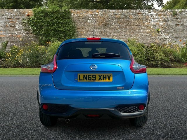 Nissan Juke 1.6 Bose Personal Edition Suv Eu LN69XHV Blue #5