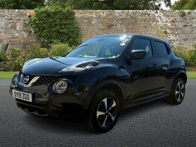 Nissan Juke 1.6 Bose Personal Edition Suv Eu VW09SAL Black #3