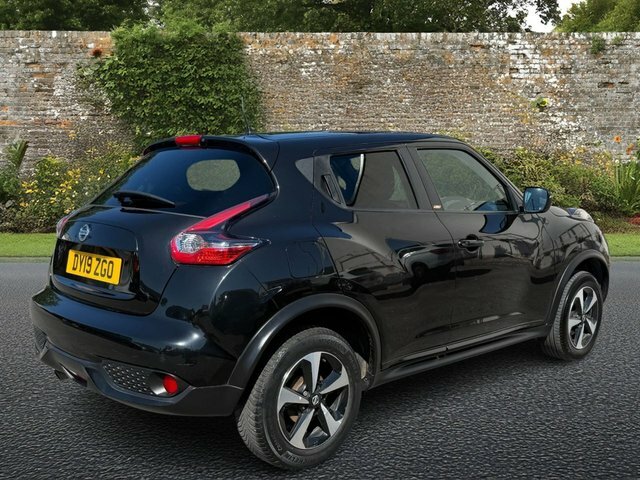 Nissan Juke 1.6 Bose Personal Edition Suv Eu VW09SAL Black #6