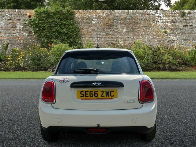Mini Hatch 1.5 Cooper Hatchback Euro 6 S S SE66ZWC White #5