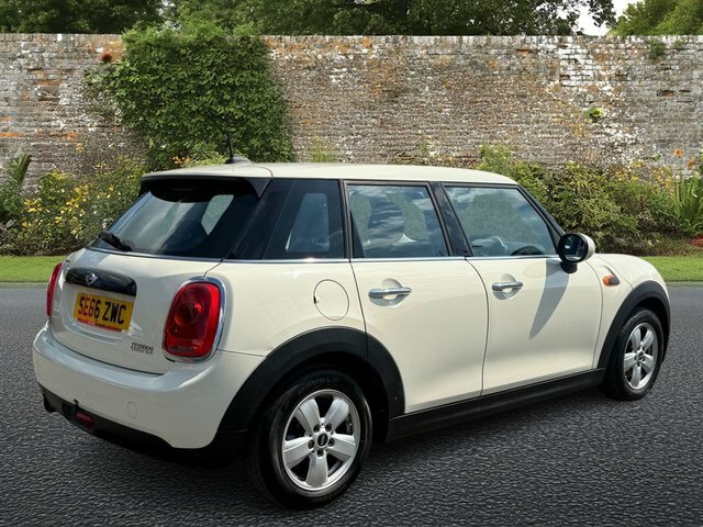 Mini Hatch 1.5 Cooper Hatchback Euro 6 S S SE66ZWC White #6