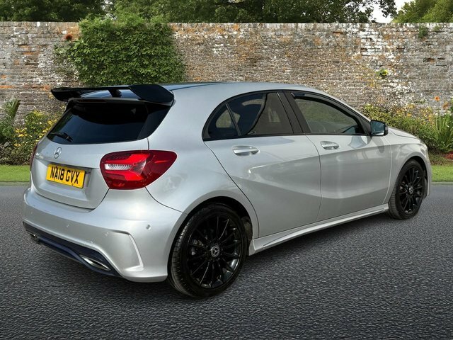 Mercedes-Benz A Class 1.6 A180 Amg Line Premium Hatchback M NA18GVX Silver #6