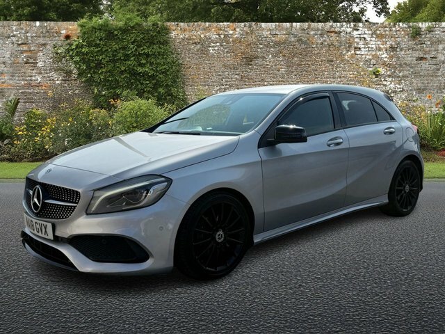 Mercedes-Benz A Class 1.6 A180 Amg Line Premium Hatchback M NA18GVX Silver #3