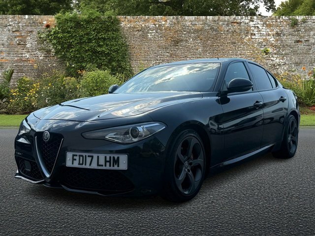Alfa Romeo Giulia 2.0 Tb Veloce 5 Seat Family Sports Saloon A Red #3