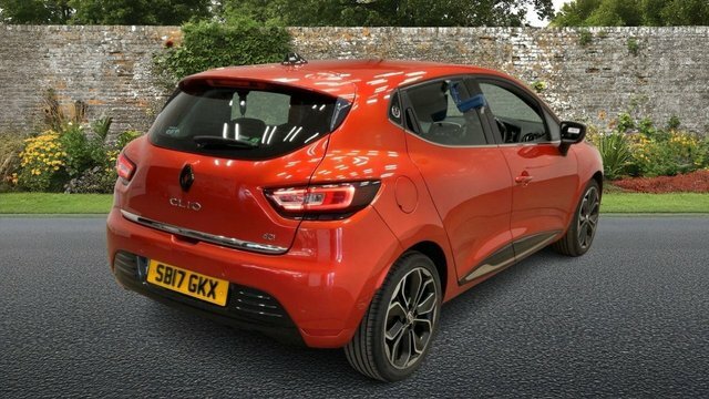 Renault Clio White #4