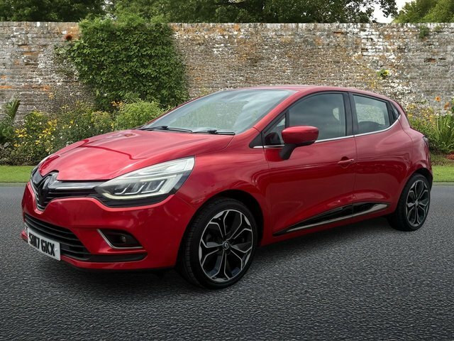 Renault Clio 1.5 Dci Dynamique S Nav Hatchback Manua SB17GKX Red #3