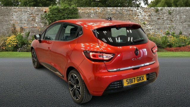 Renault Clio White #6