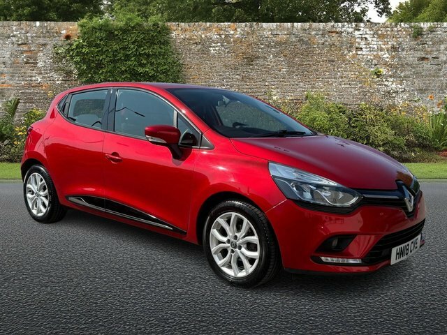 Renault Clio 1.2 16V Dynamique Nav Hatchback Red
