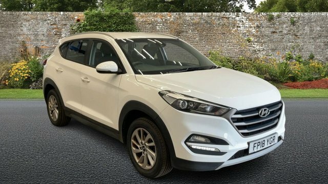 Hyundai Tucson 1.6 Gdi Blue Drive Se Nav Suv Eu White