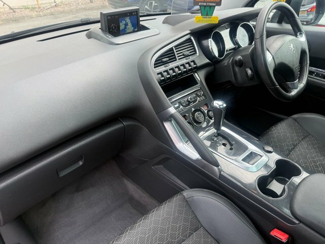 Peugeot 3008 Blue Hdi Ss Allure Grey #10