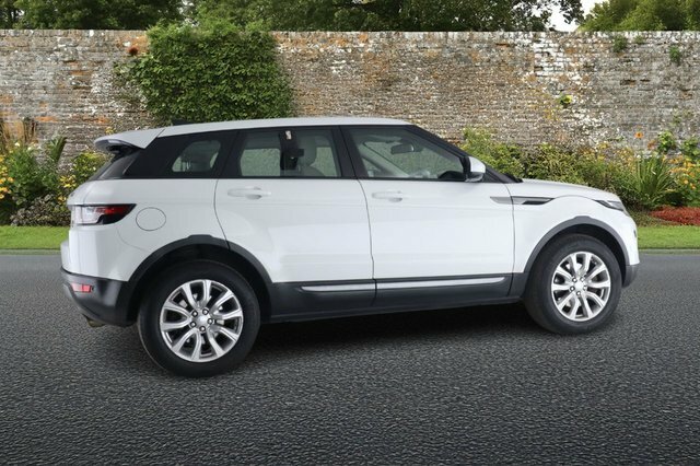 Land Rover Range Rover Evoque 2.0 P300 R-dynamic Hse Grey #3