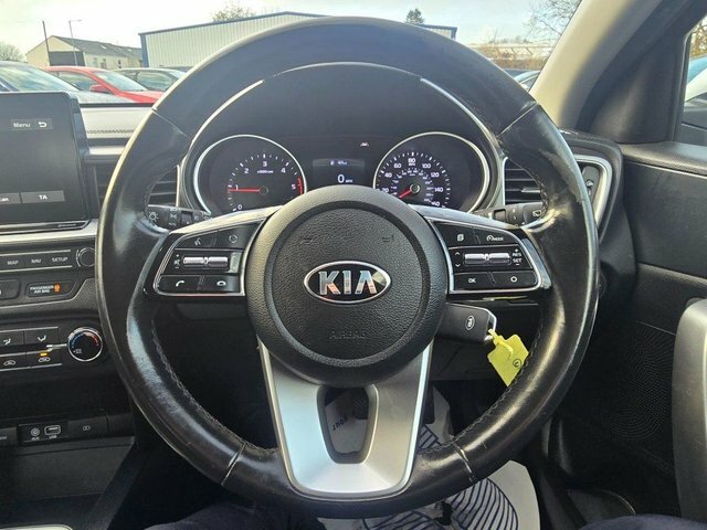 Kia Ceed 1.4 T Gdi Gt Line Lunar Edition Hatchback Petr #18