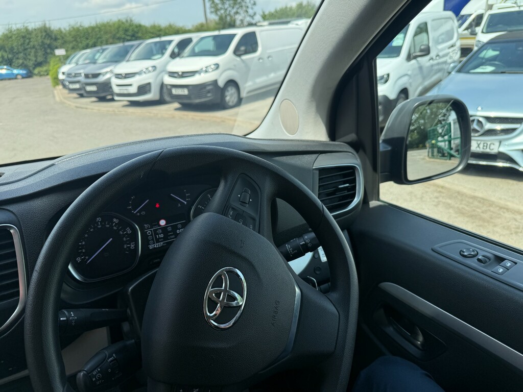Toyota PROACE 2.0D Shuttle Long Mpv Lwb Euro 6 Grey #18